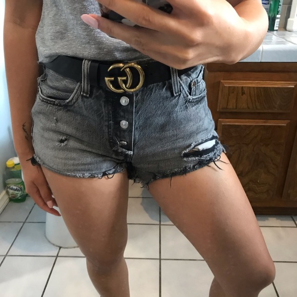 Levi’s 501 Shorts - Picture 3 of 3